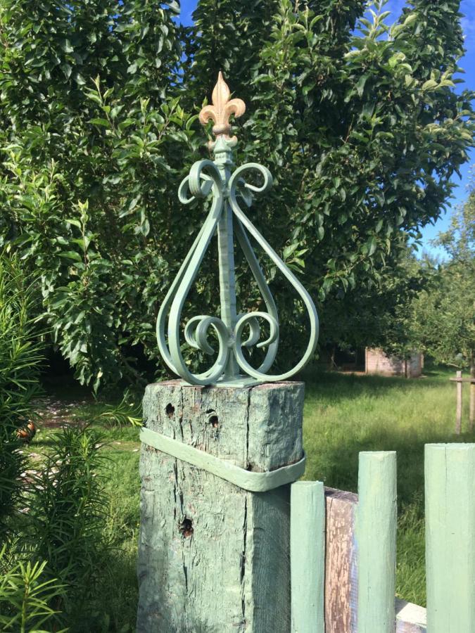 Le Manoir De Maucartier Bed and Breakfast Monnaie Buitenkant foto
