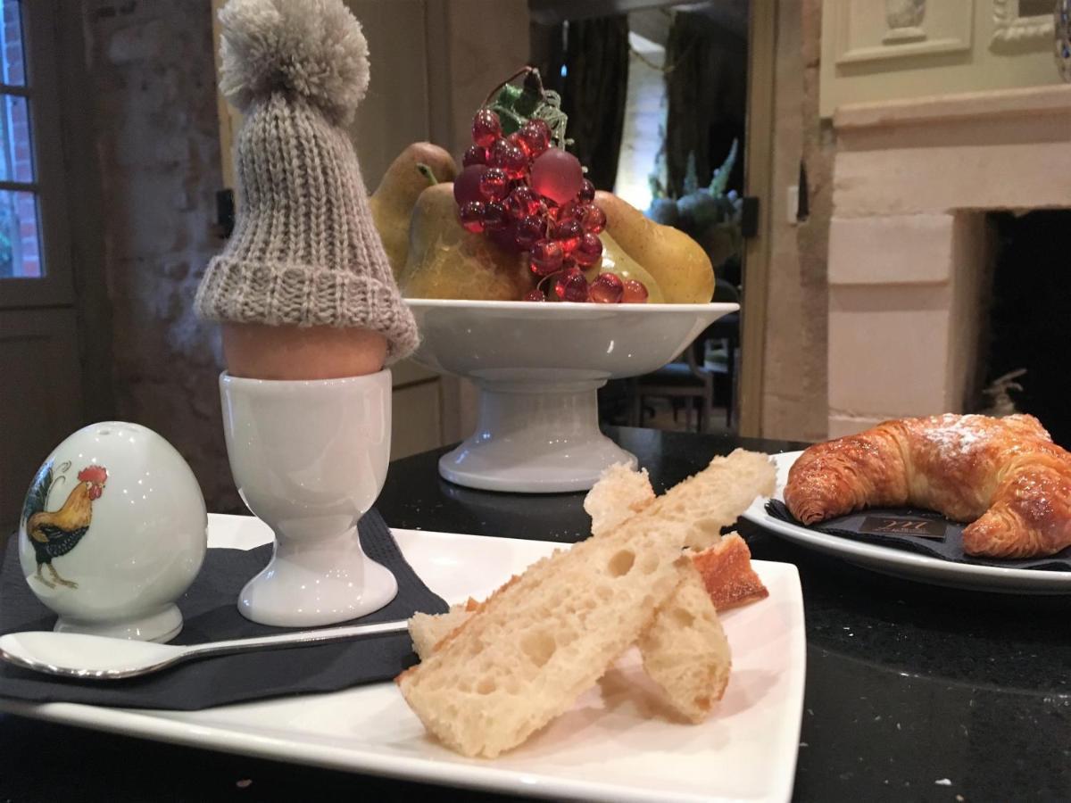 Le Manoir De Maucartier Bed and Breakfast Monnaie Buitenkant foto