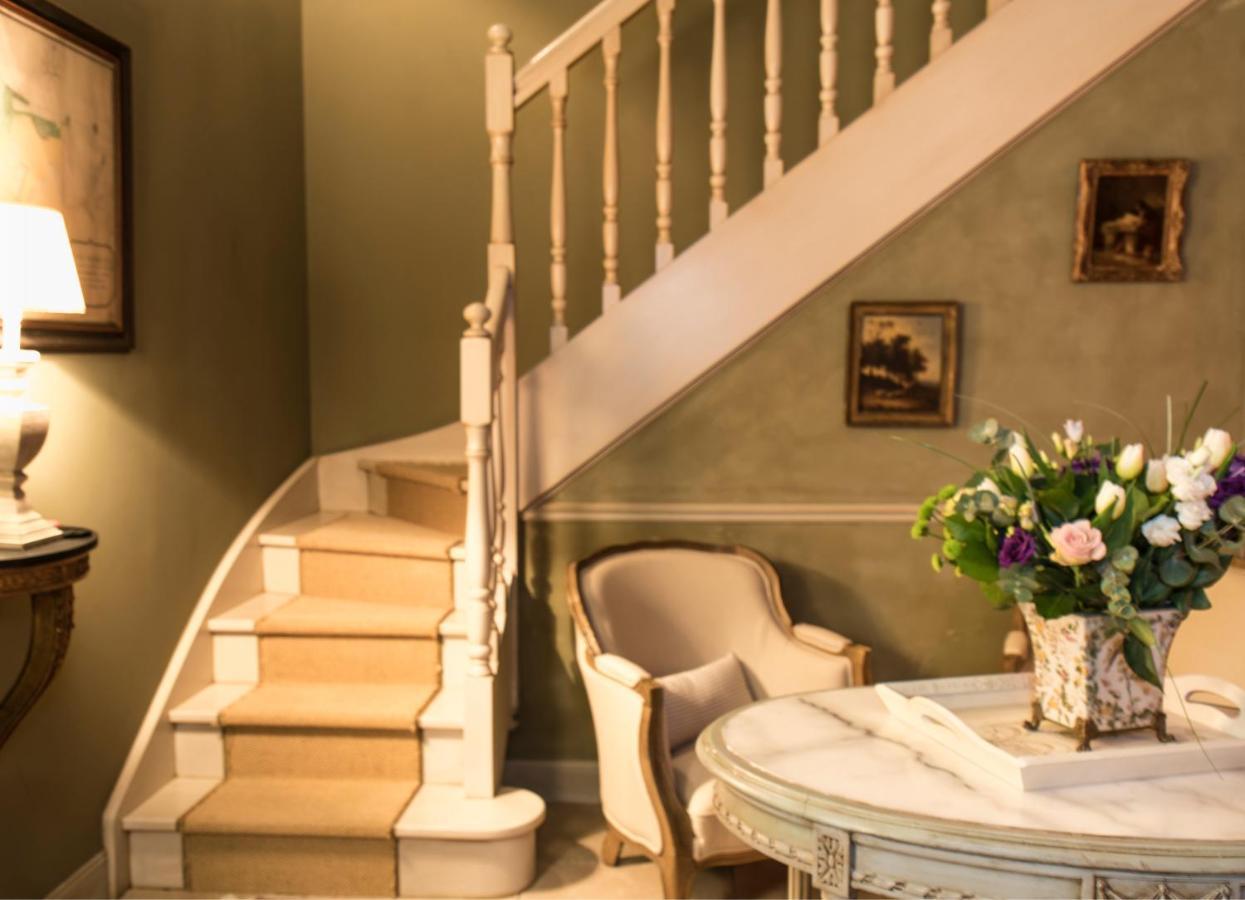 Le Manoir De Maucartier Bed and Breakfast Monnaie Buitenkant foto