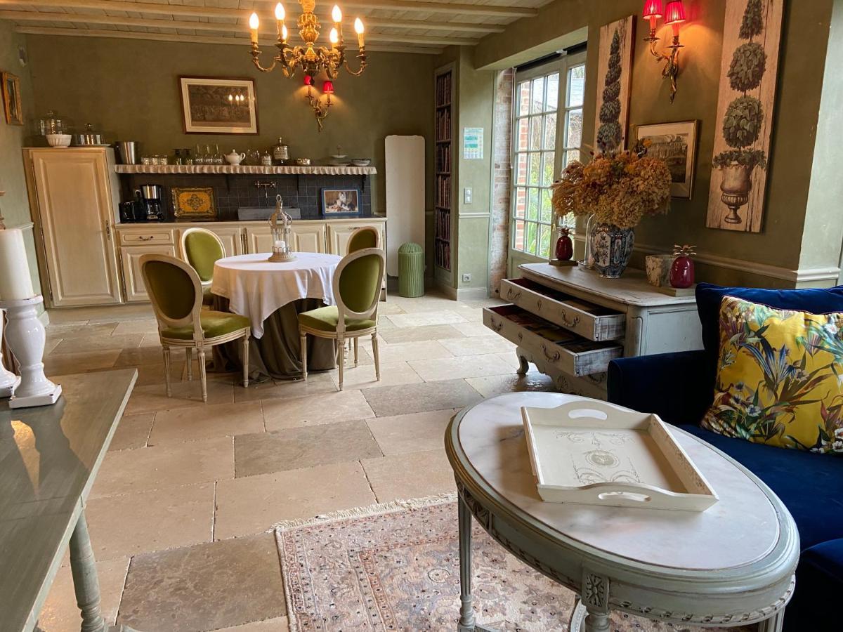 Le Manoir De Maucartier Bed and Breakfast Monnaie Buitenkant foto